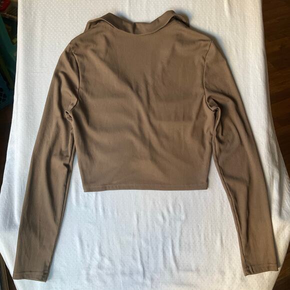 Shein Women’s V-neck Crop Cardigan Jacket size M (6 US), Solid Brown, Zip Front - Picture 8 of 9